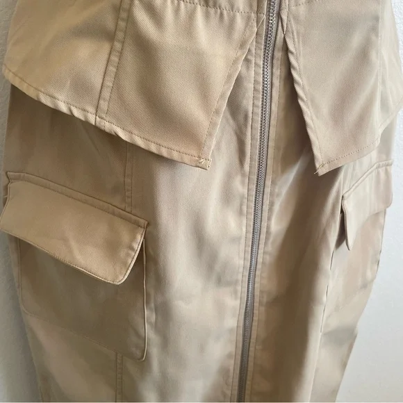 NWT PrettyLittleThing Strapless Cargo Midi Dress W-8 Tan Zip Front Utility - Picture 5 of 10